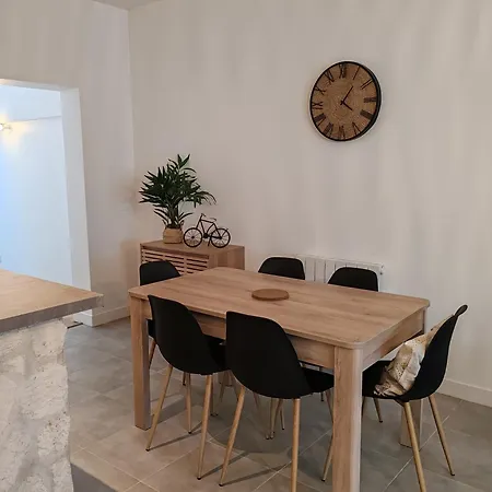 Le Tranquille Centre Apartment *