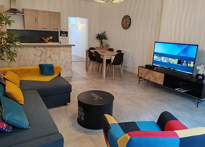 Le Tranquille Centre Apartment *